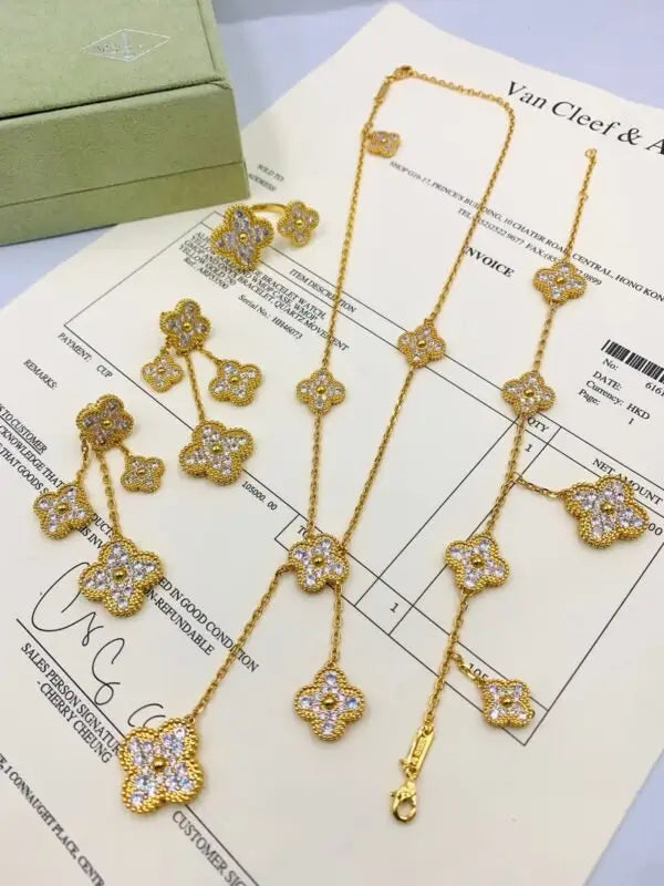 Van Cleef & Arpels Jewelry | Long Necklace Collection Silver
