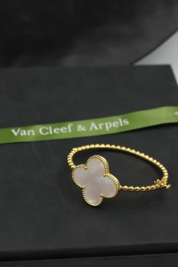Van Cleef & Arpels Jewelry | Alhambra Bracelet Ring Set Gold