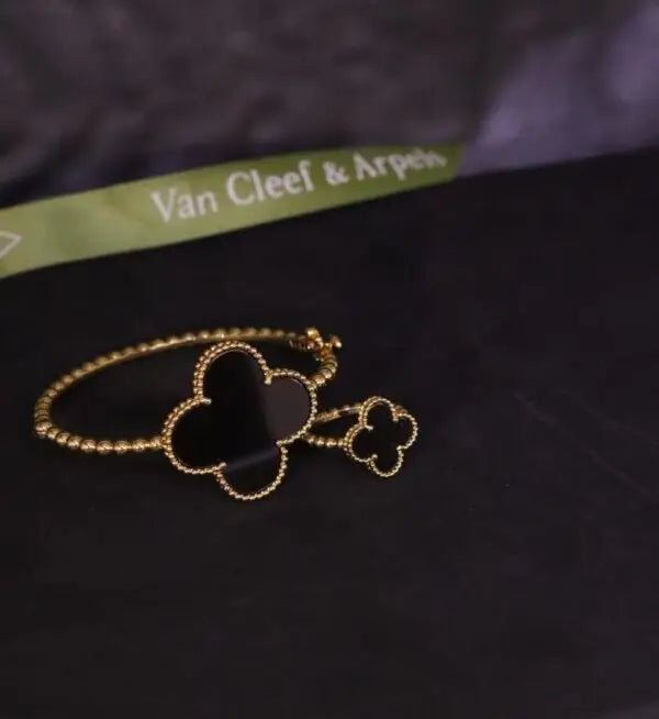 Van Cleef & Arpels Jewelry | Alhambra Bracelet Ring Set Gold