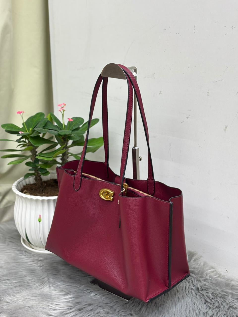 Coach Bag | Willow Tote Signature Canvas Brick Red
