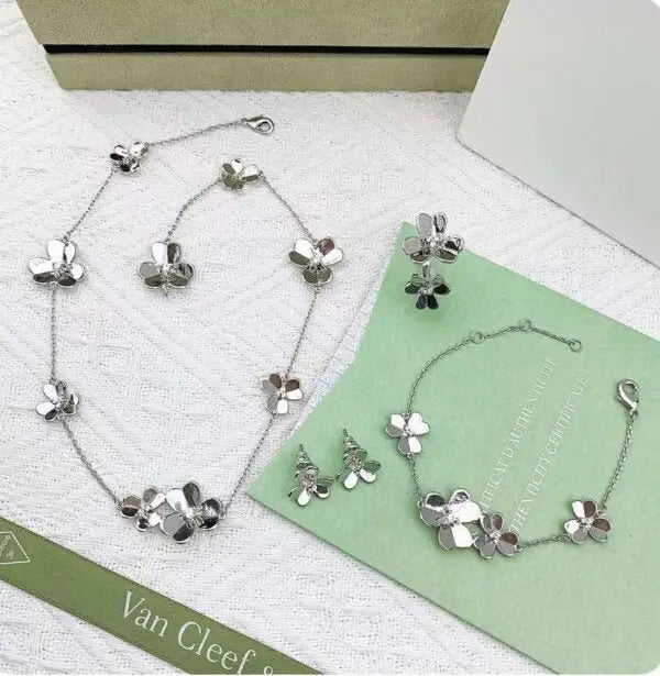 Van Cleef & Arpels Jewelry | Frivole Flower Jewelry Set