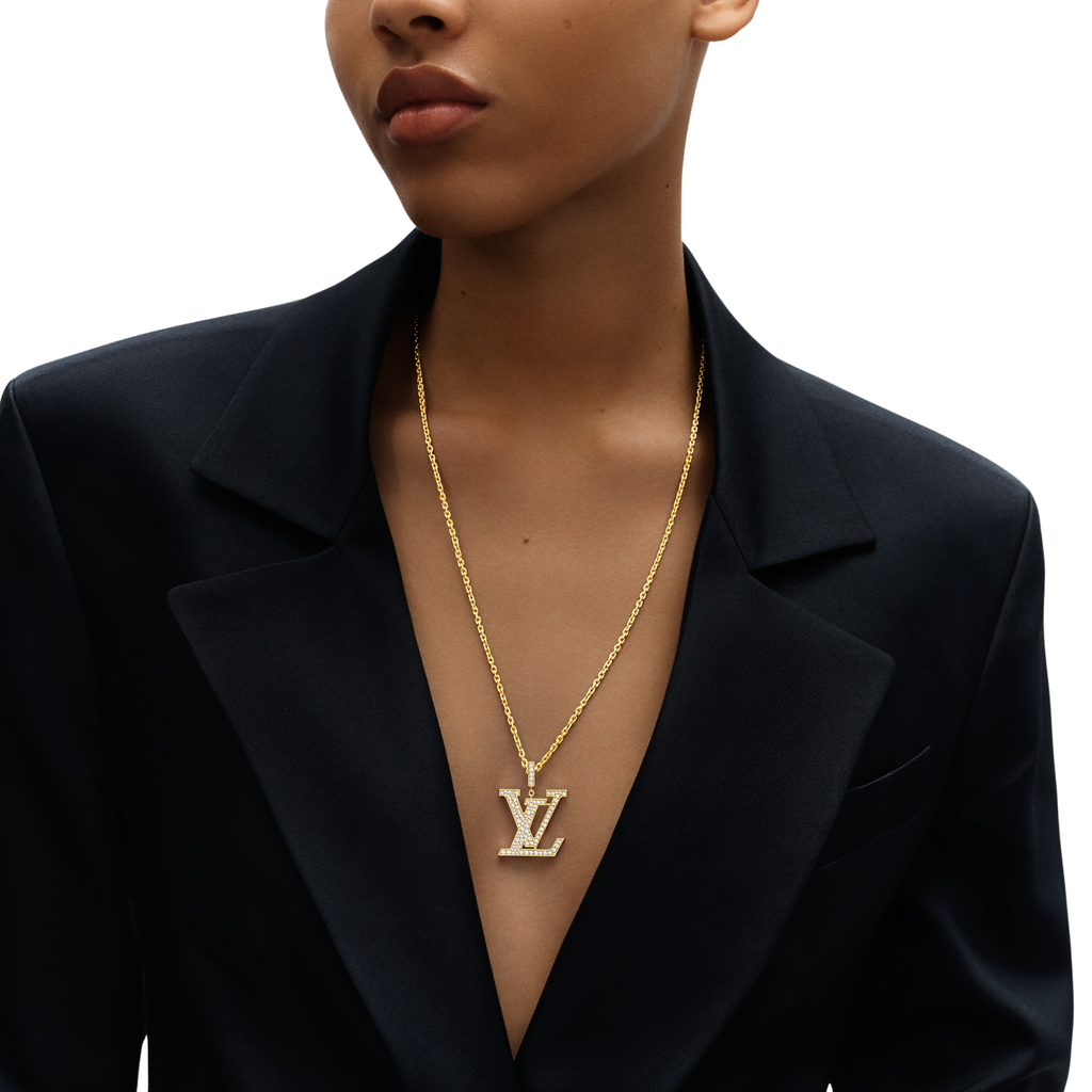 Louis Vuitton Jewelry | LV Large Pendant Diamonds Yellow Gold Necklace