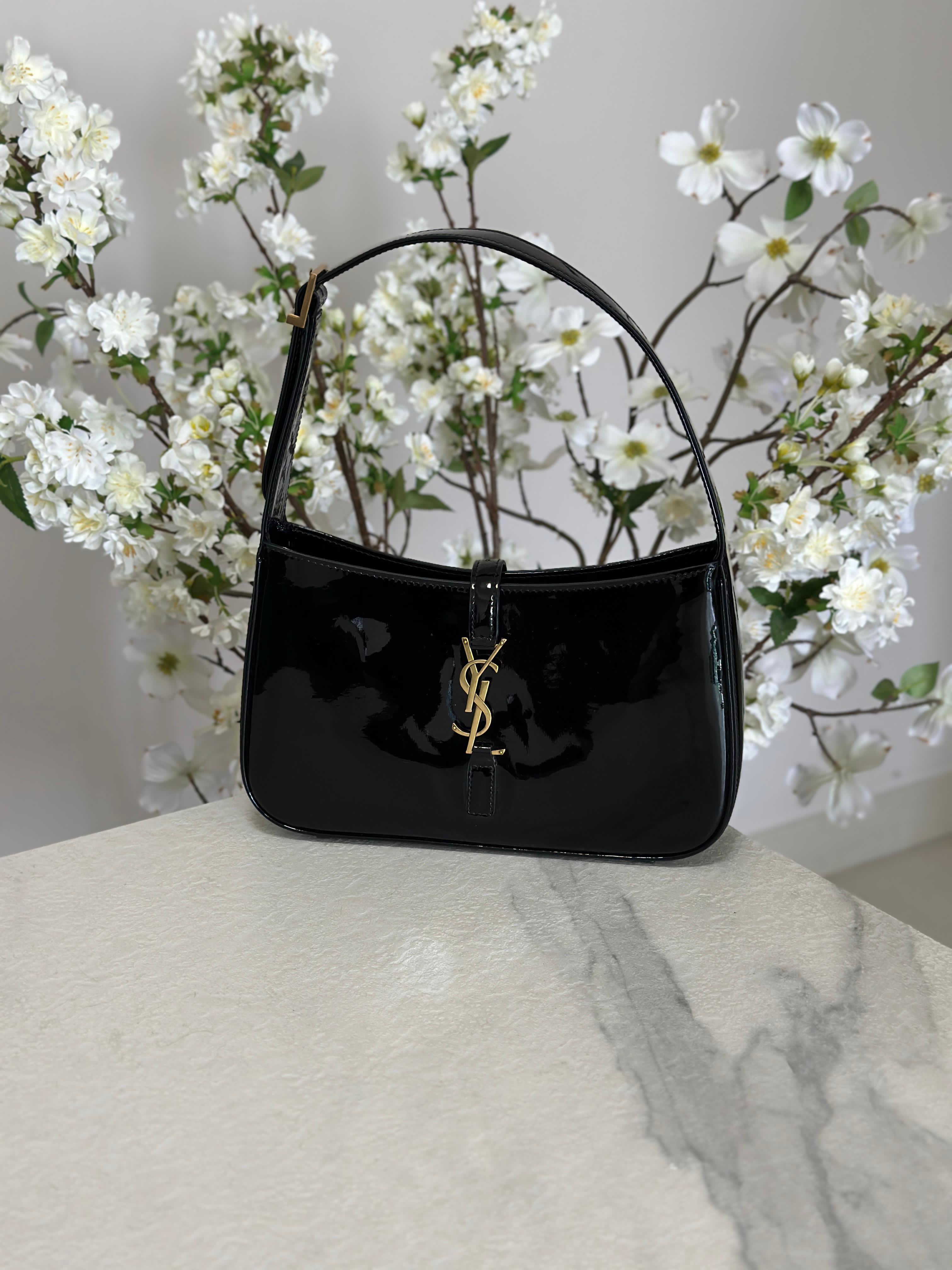 YSL Bag | Le 5À7 Patent Leather Black