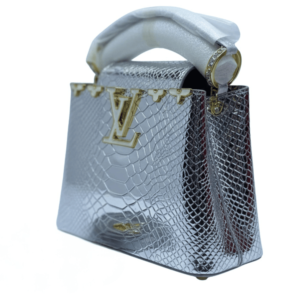 Louis Vuitton Bag | Ćapucines Metallic Silver