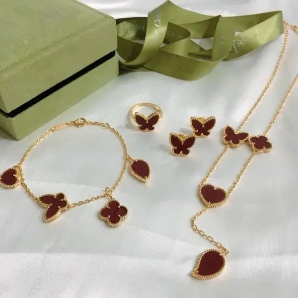 Van Cleef & Arpels Jewelry | Butterfly Heart Jewelry Set Gold