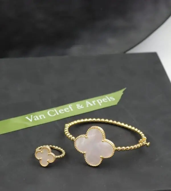 Van Cleef & Arpels Jewelry | Alhambra Bracelet Ring Set Gold
