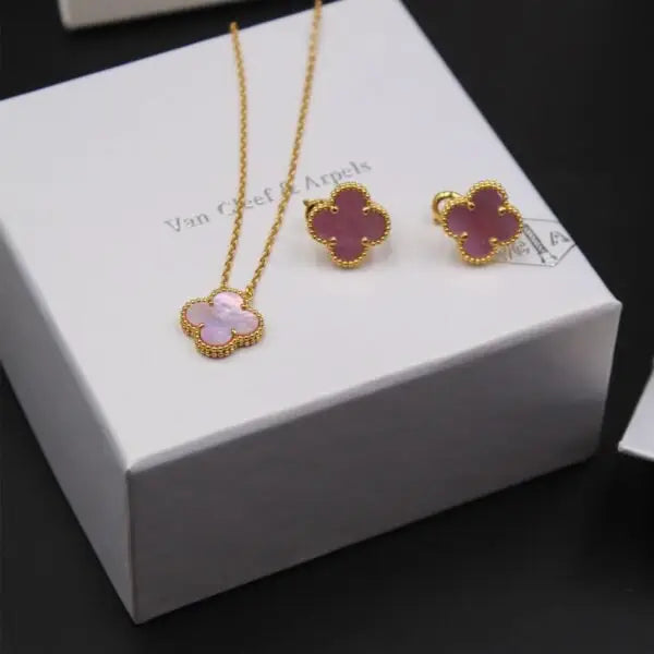 Van Cleef & Arpels Jewelry | Gold with Pink Mother of Pearl