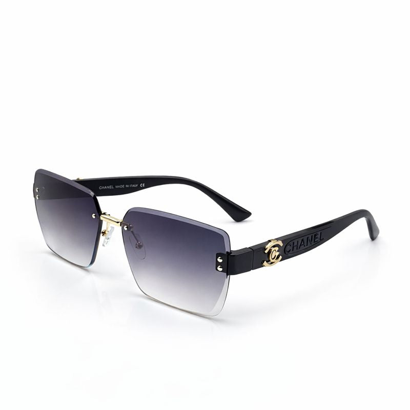 CHANEL | Oversized Gradient Lens Sunglasses
