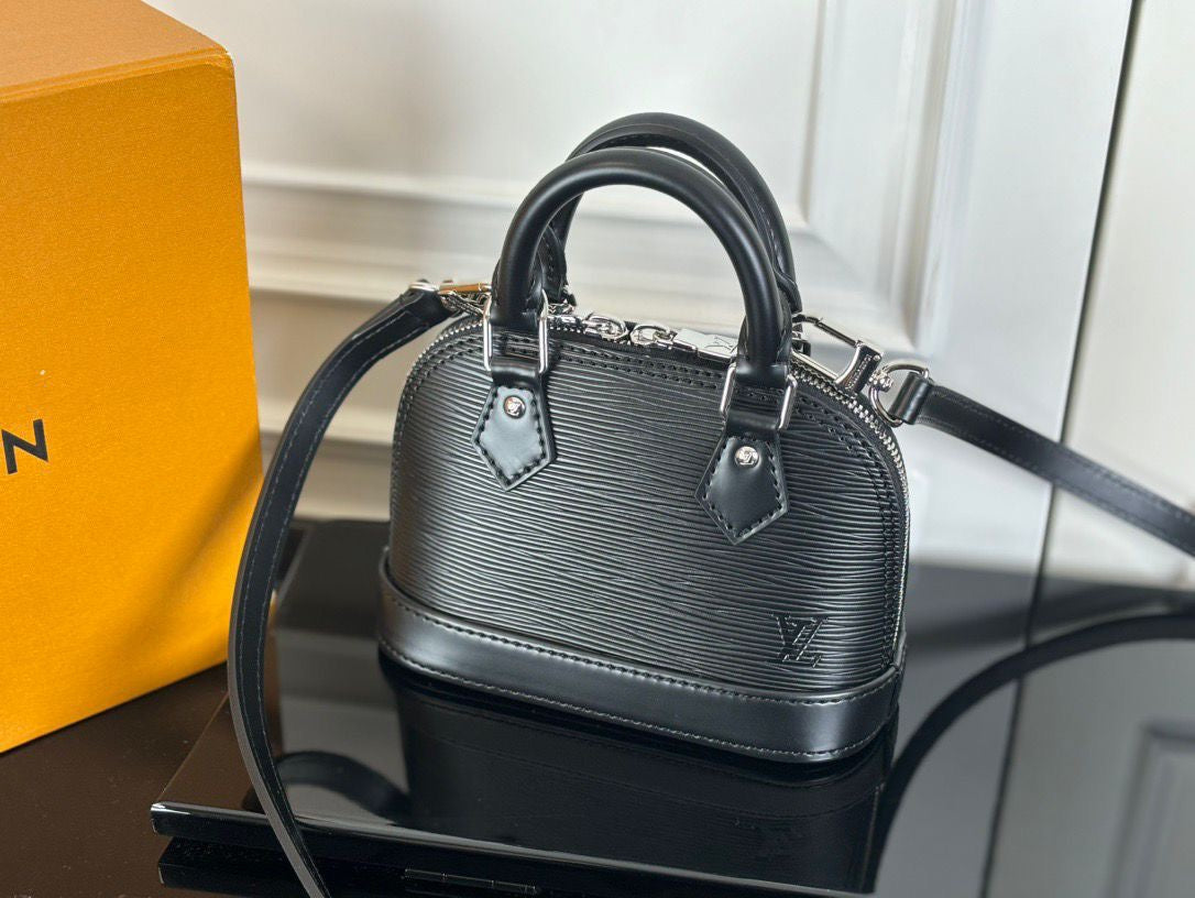 Louis Vuitton Bag | Alma BB Black